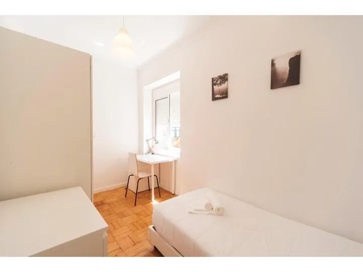 Lejlighed Houze_4 Room Flat In Central Lisboa Portugal